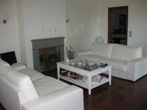 Roma, villa tra mare e città Villa Elisabetta